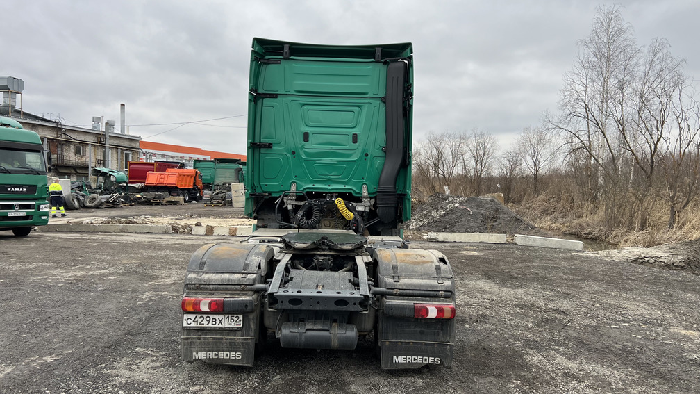 Mercedes-Benz Actros 1842 LS